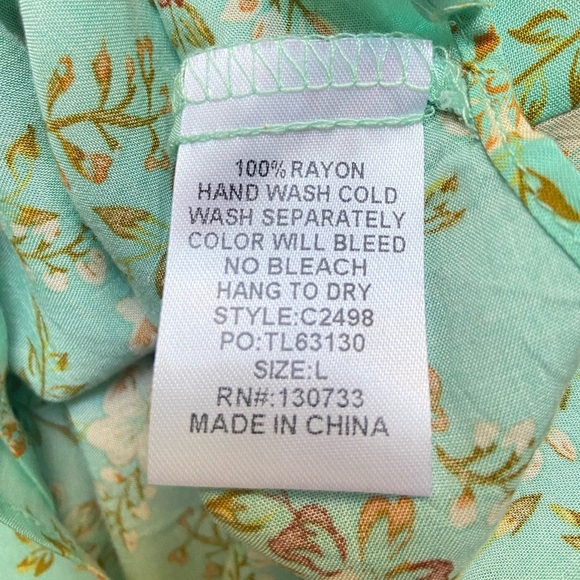 Umgee boutique bohemian top with elastic shoulders & tie front blue floral print - Picture 6 of 6